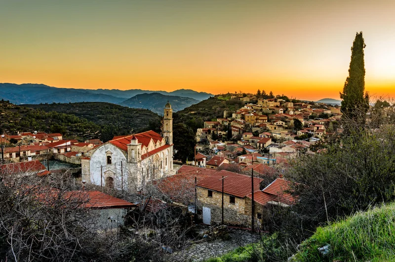 A jellegzetes páfoszi bortúra