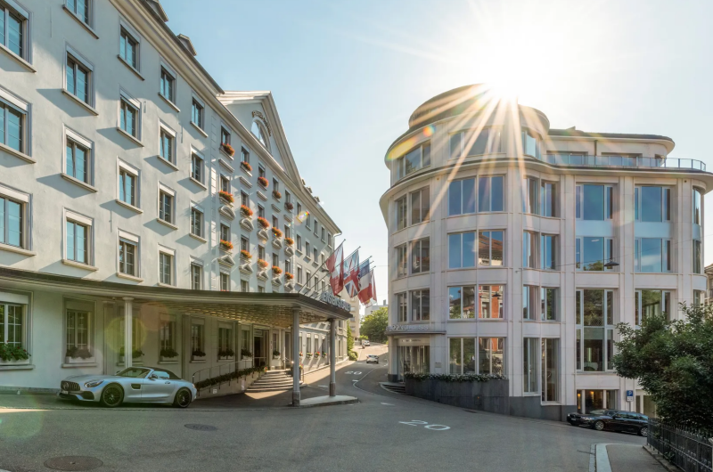 Wejście do hotelu Einstein w St. Gallen