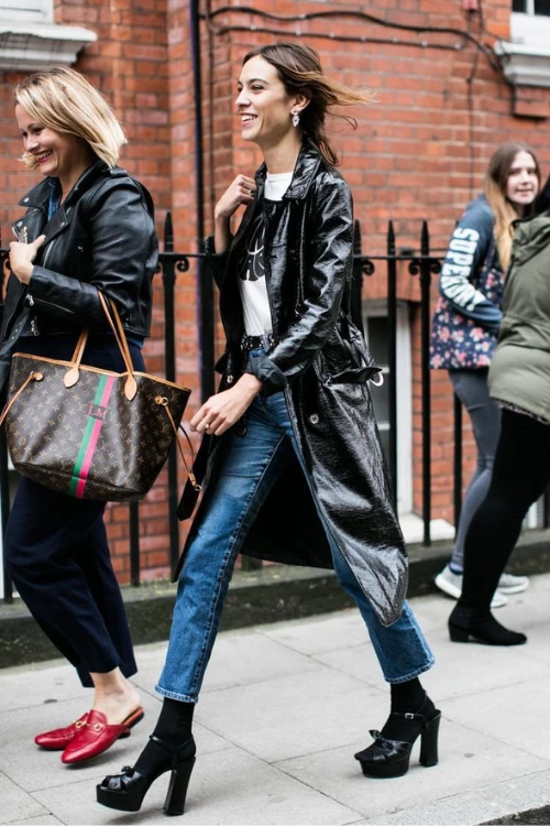 secondhand-leather-trench-look