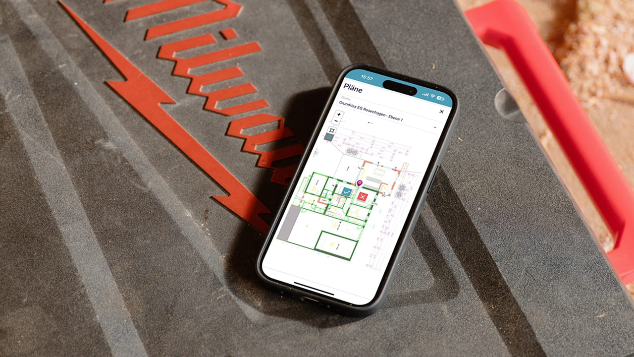 Ticketverortung auf einem hochgeladenen Plan in der Flexxter App auf dem Smartphone
