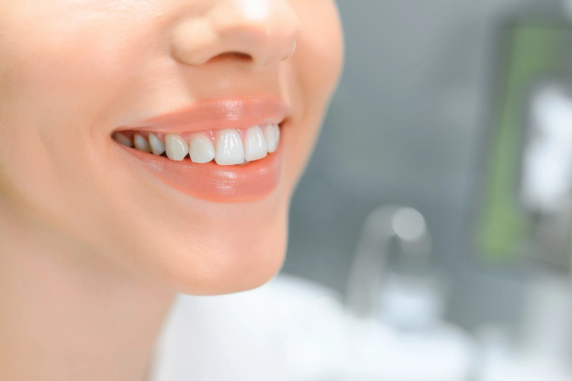 Dental exam for a smile makeover in Dallas (1)