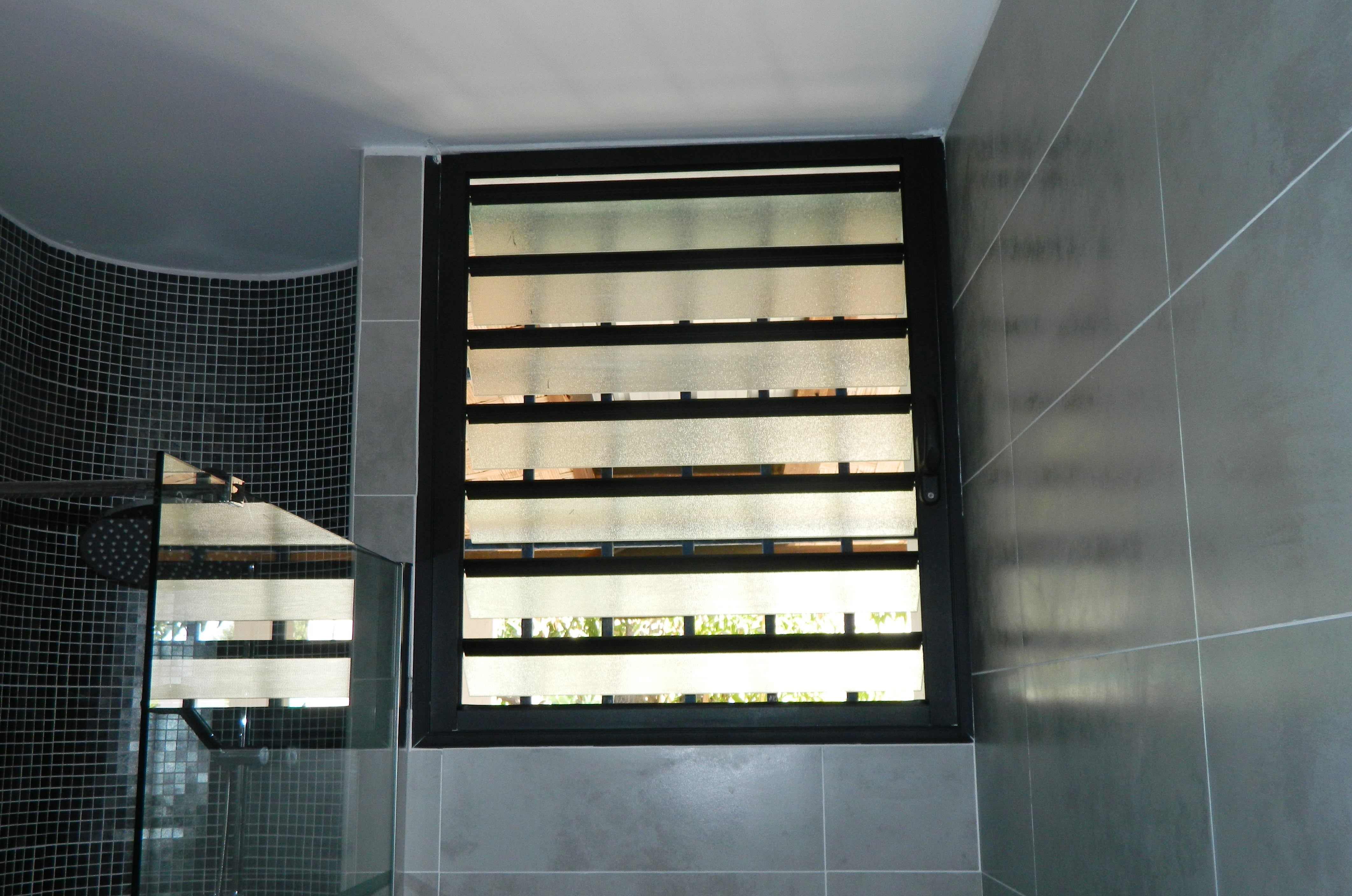 Fenêtre jalousie