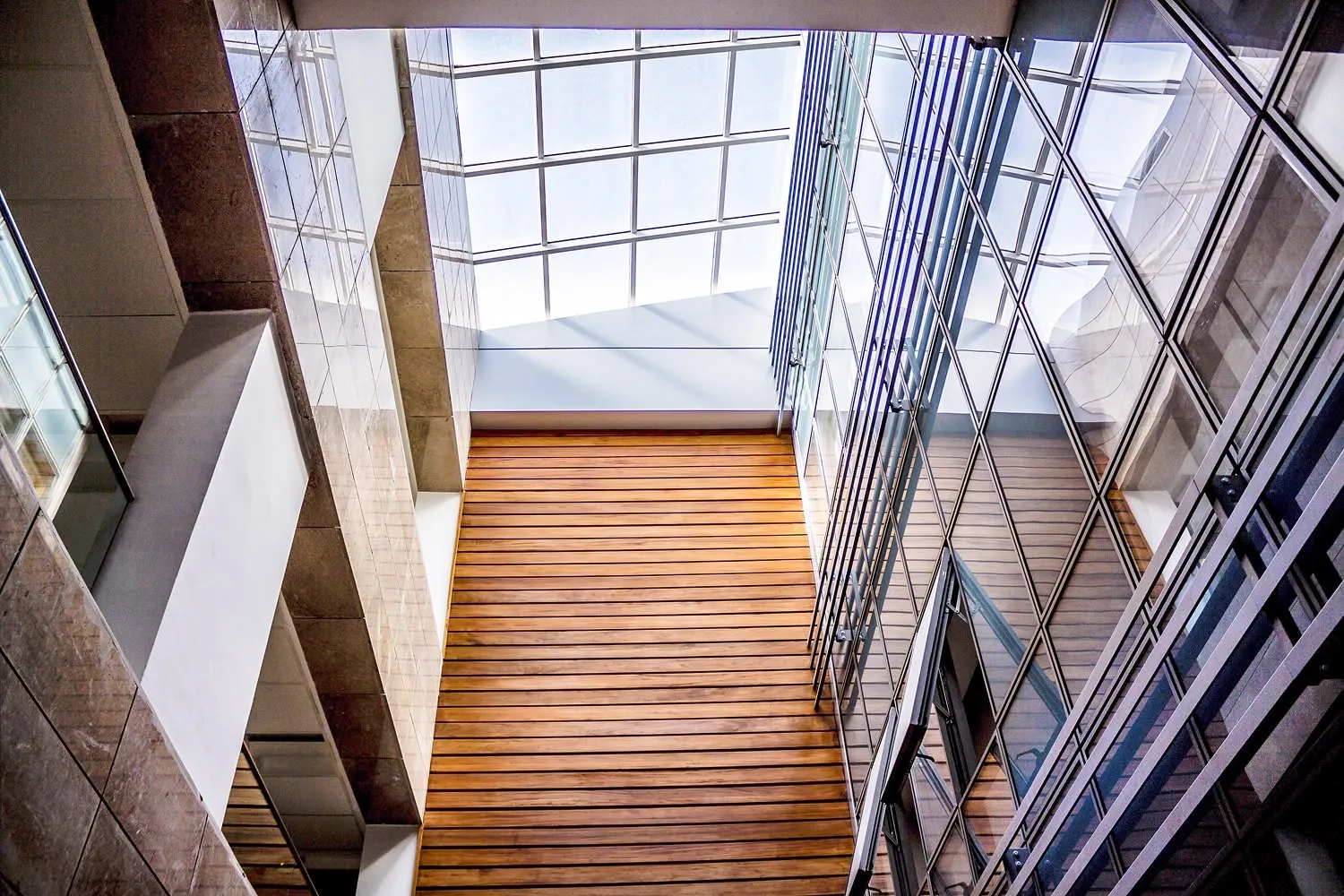 52 Horizon + VEP thermal break