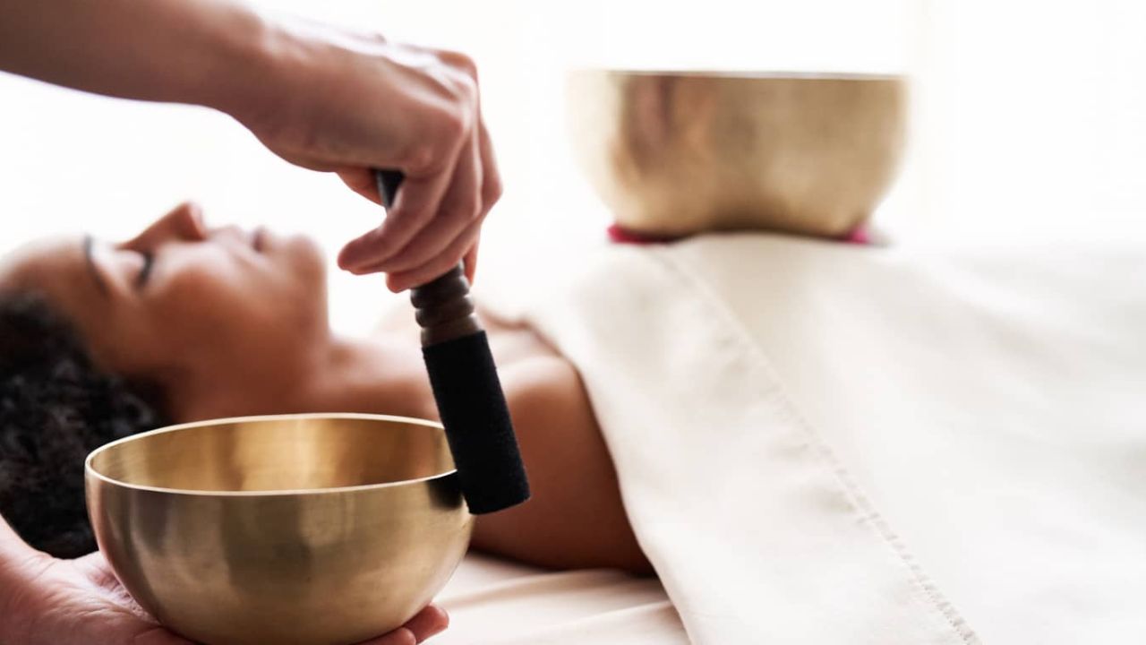 Sleep therapy and relaxation experiences with ZLife