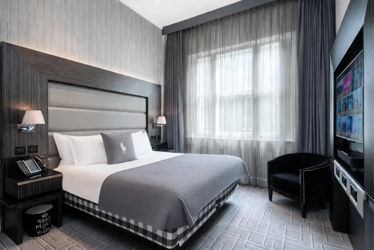 Eccleston Square Luxury Boutique Hotel - Signature King room