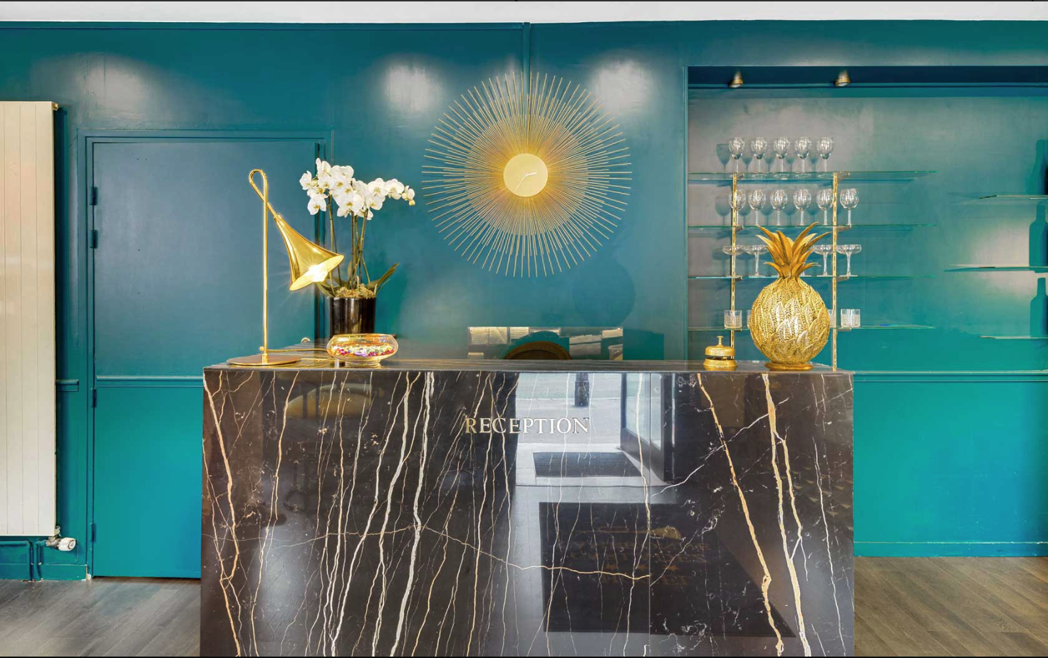 Reception Hotel Carladez Cambronne 