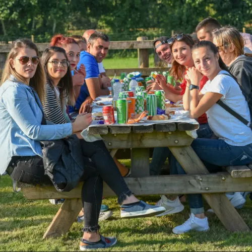 A.J & C.I Snell - square image 4