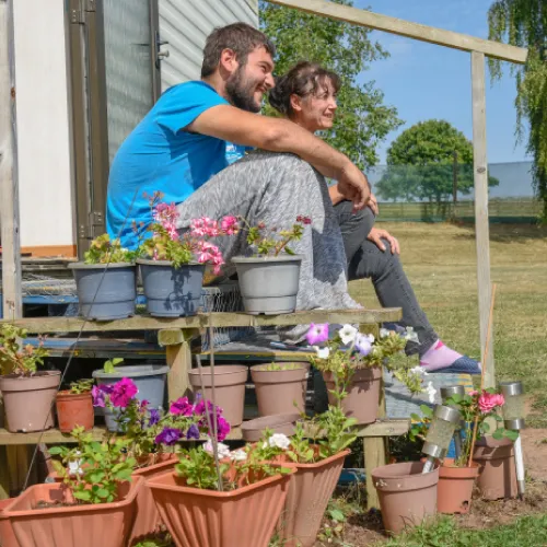 A.J & C.I Snell - square image 1