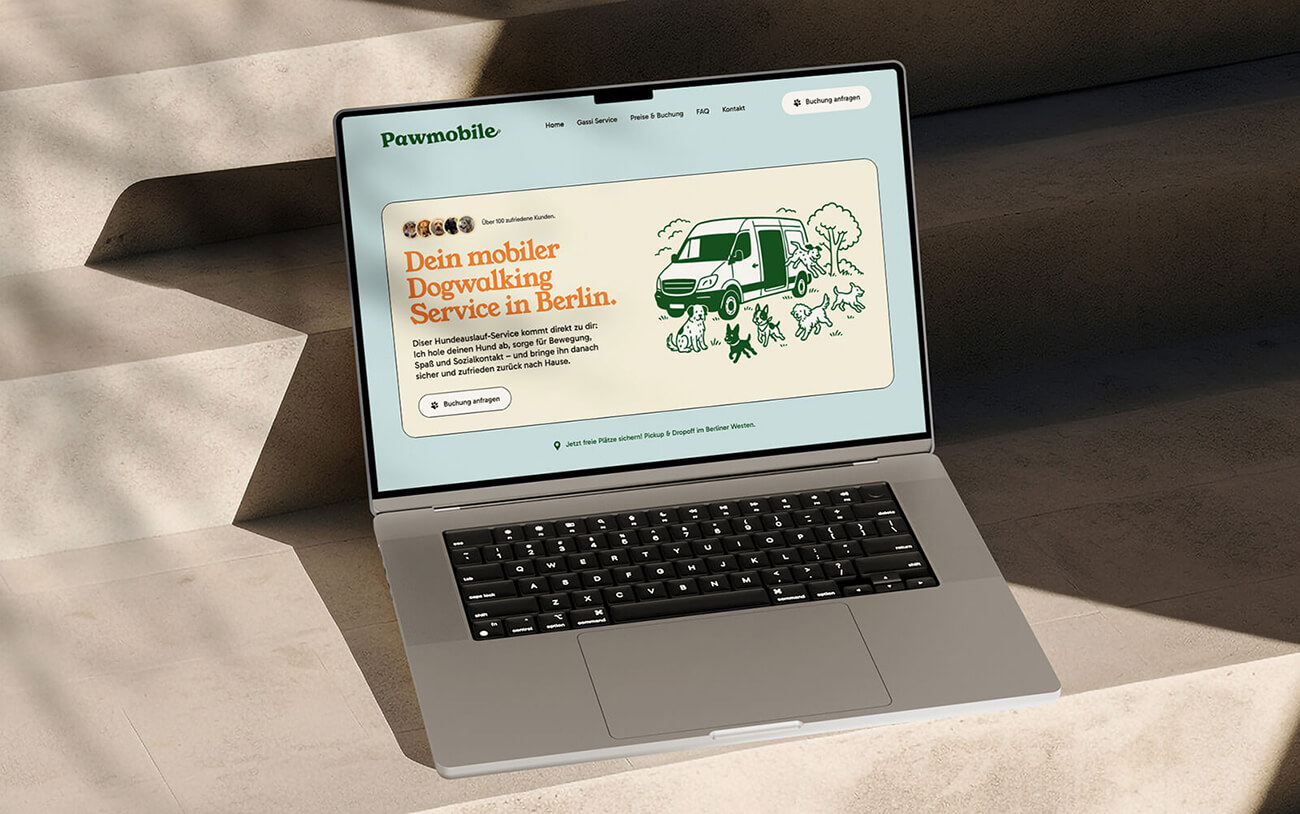 A website shown on a Laptop.