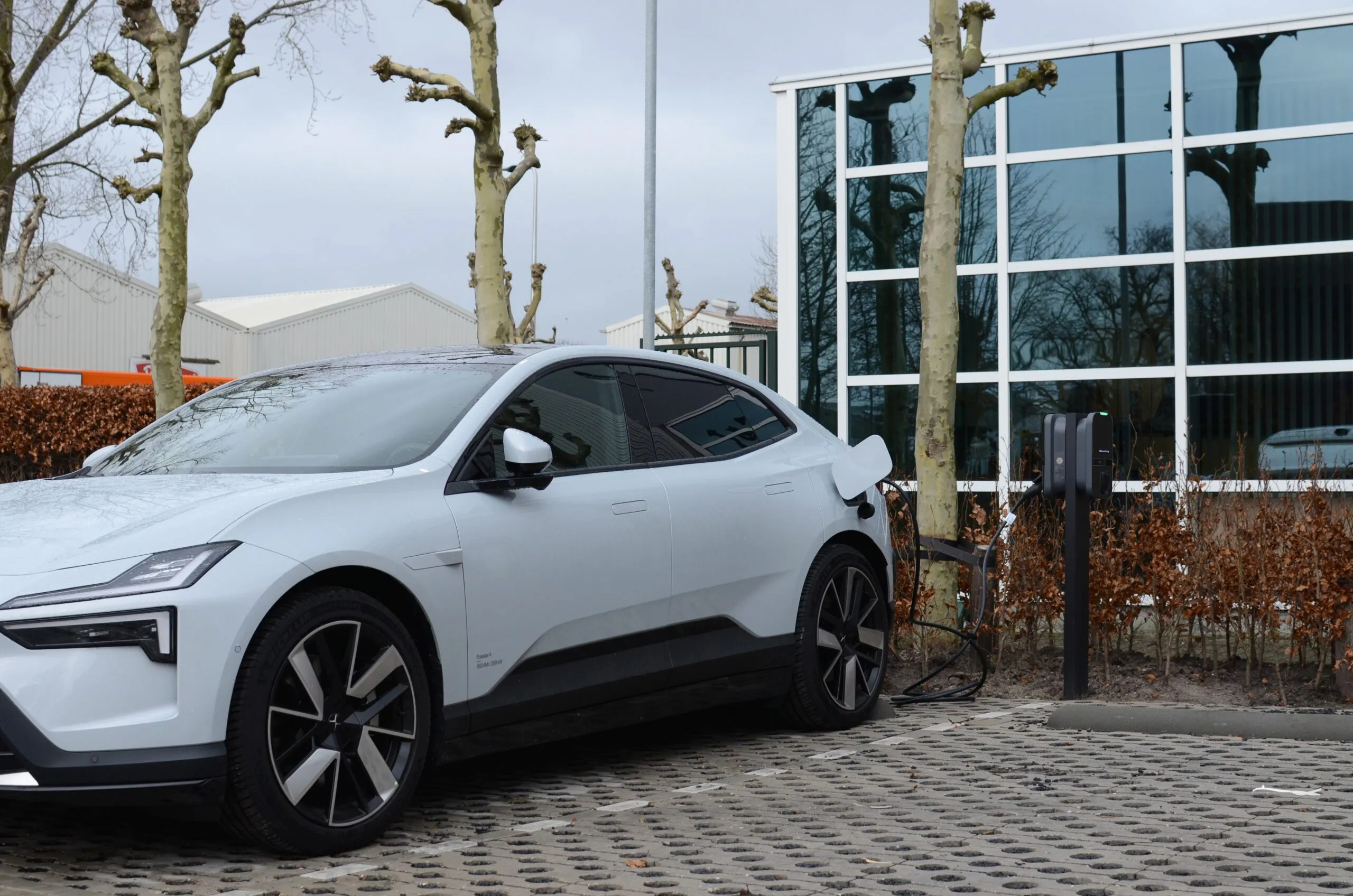 Qobox P sur un parking extérieur