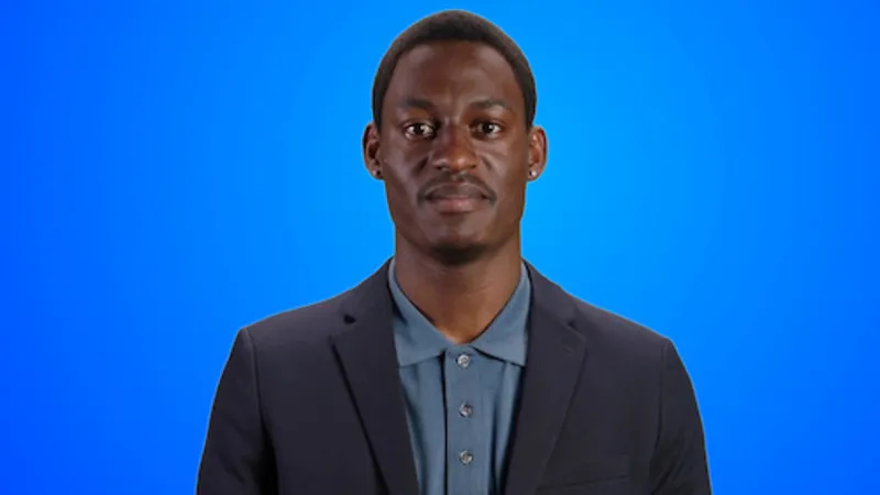 A male AI presenter on a blue background.