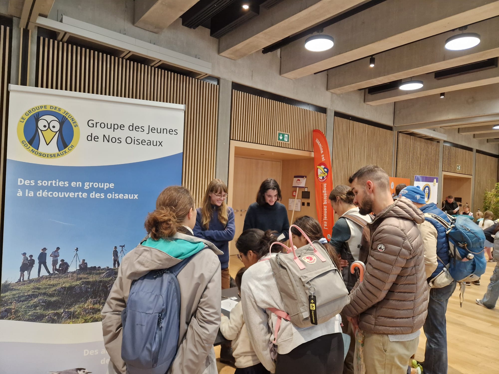 La foule en délire devant notre stand
