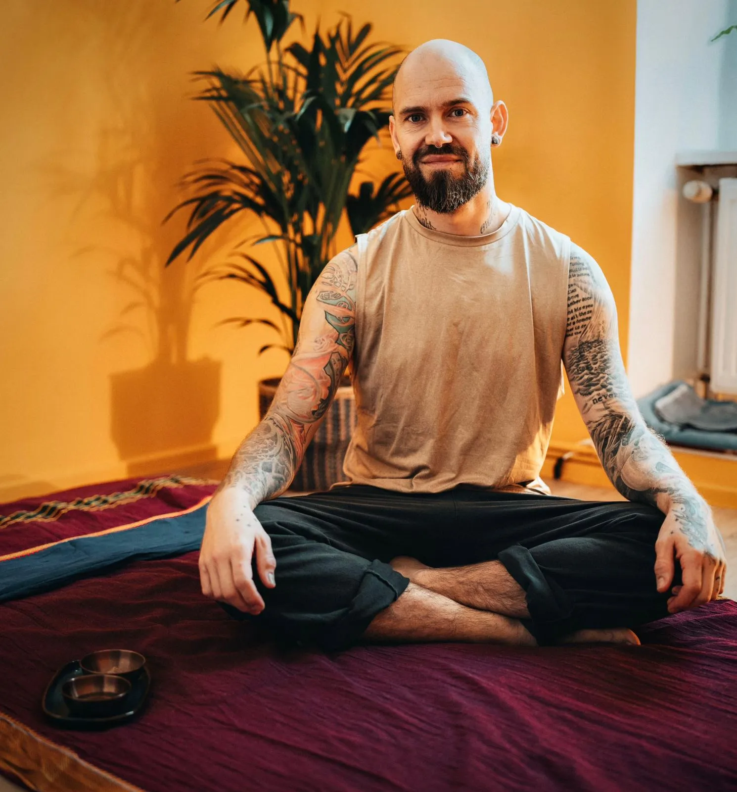 Ayurvedic breathing and yoga class with Johannes Jonić