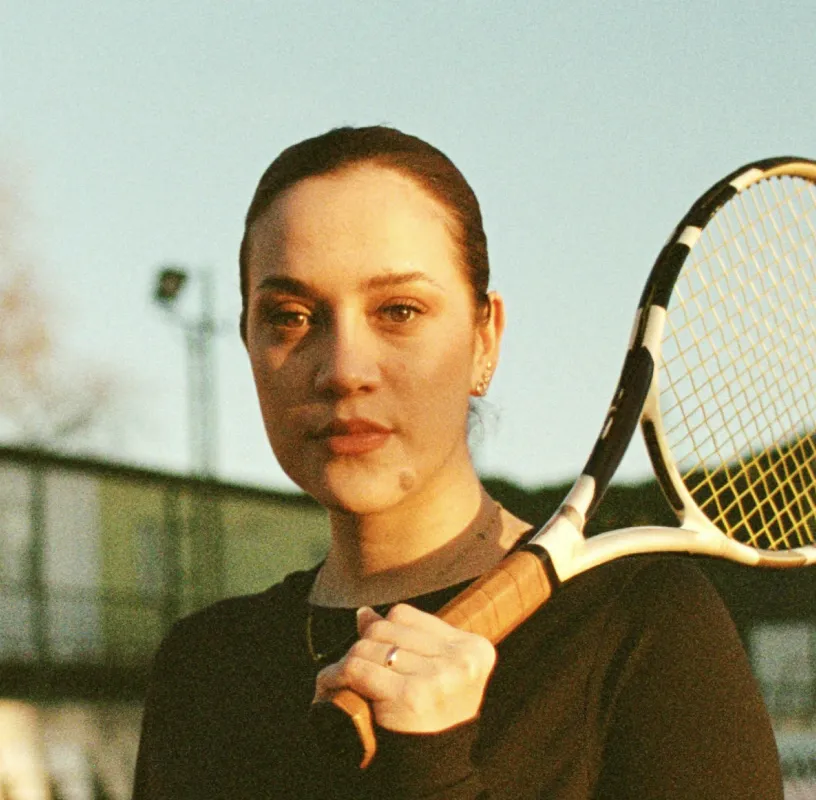 woman with badminton
