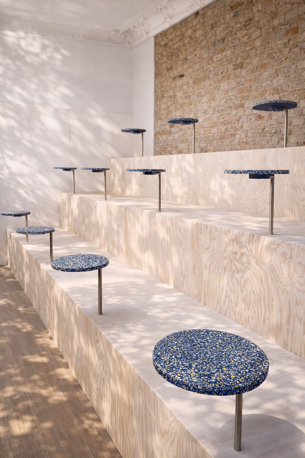 Tribünen-Design für öffentliche Räume – Habitiny B2B Projekt