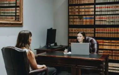 公司特定勞動協議