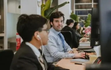 Can I work on a bridging visa in Australia?