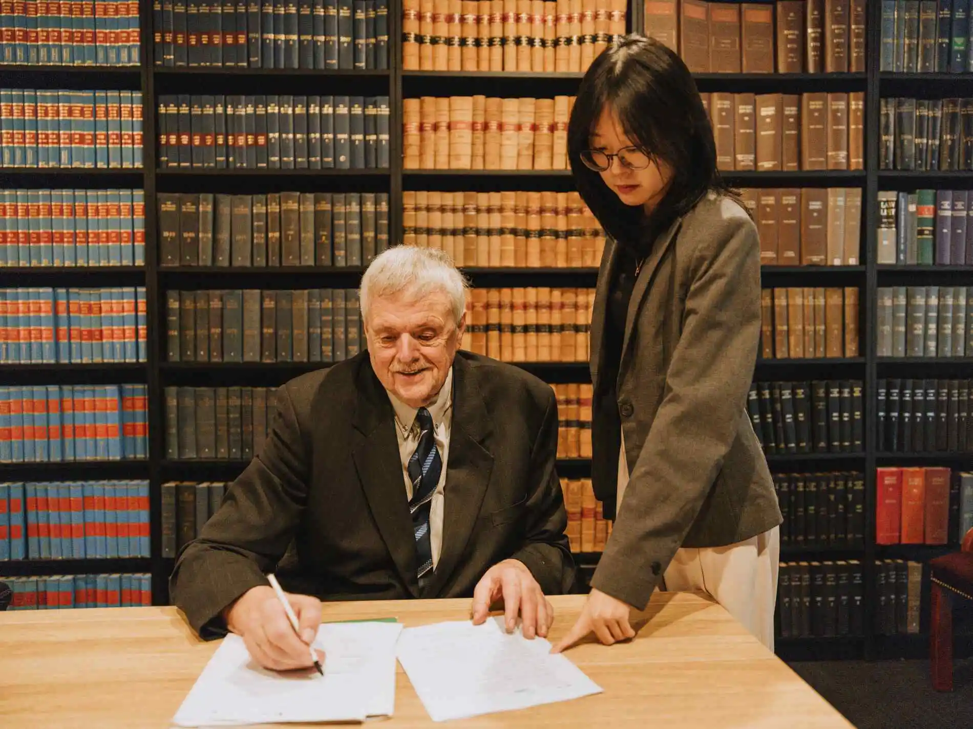 Appointing an Authorised Recipient: Understanding Form 956A