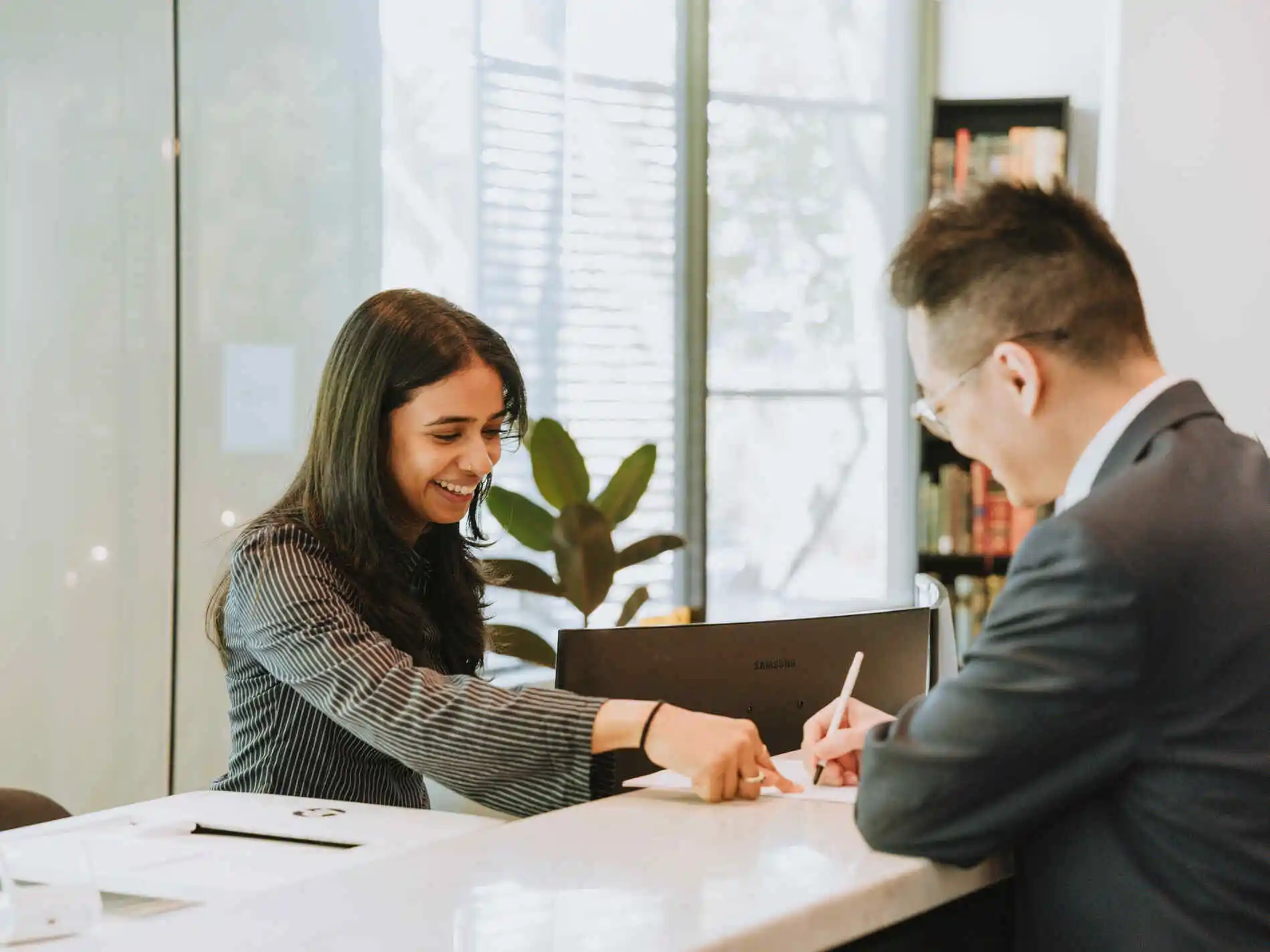 Subclass 482 vs 186 Visa Australia: Key Differences, Eligibility & PR Pathways