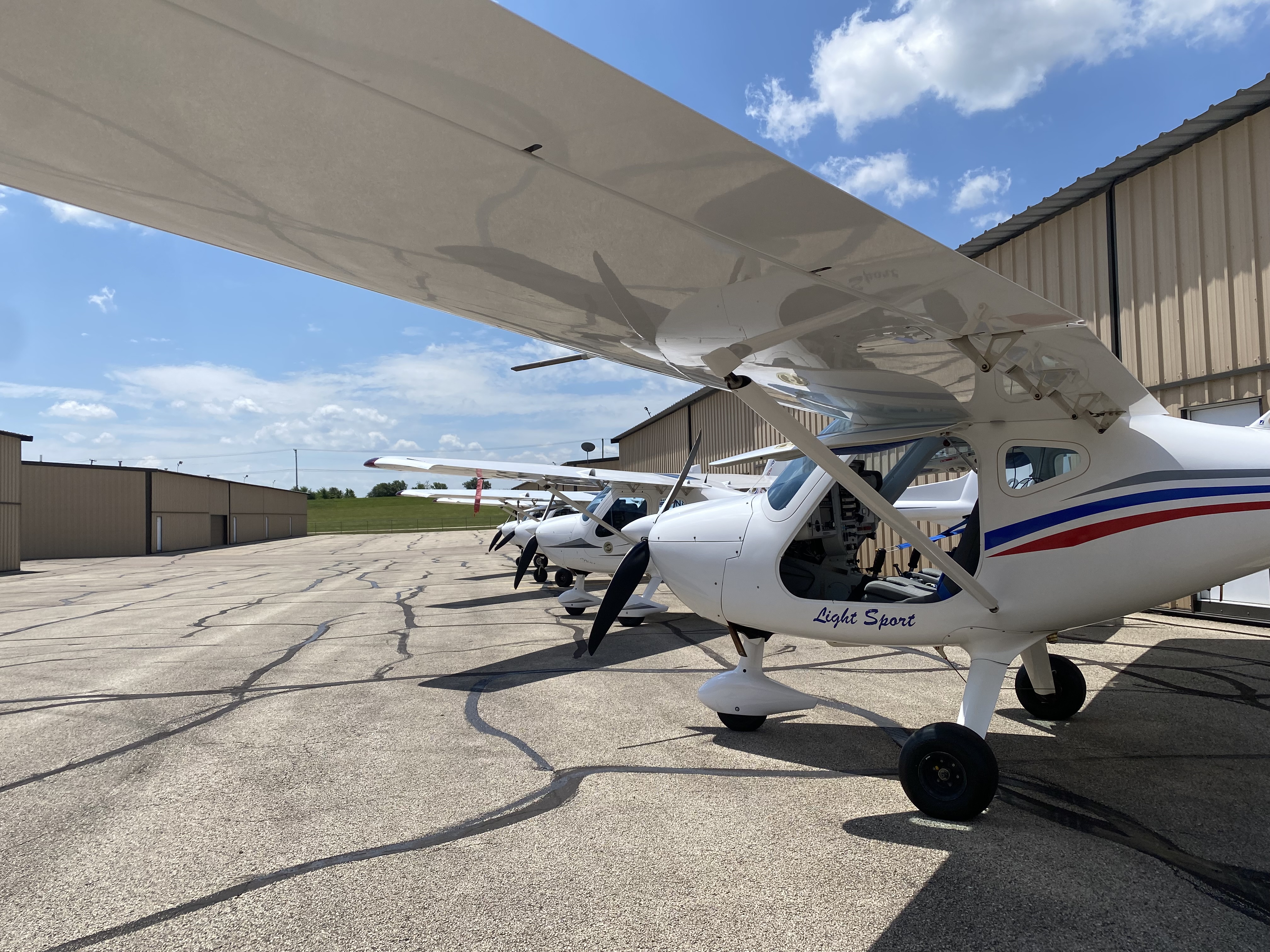 line of remos gx planes lined up