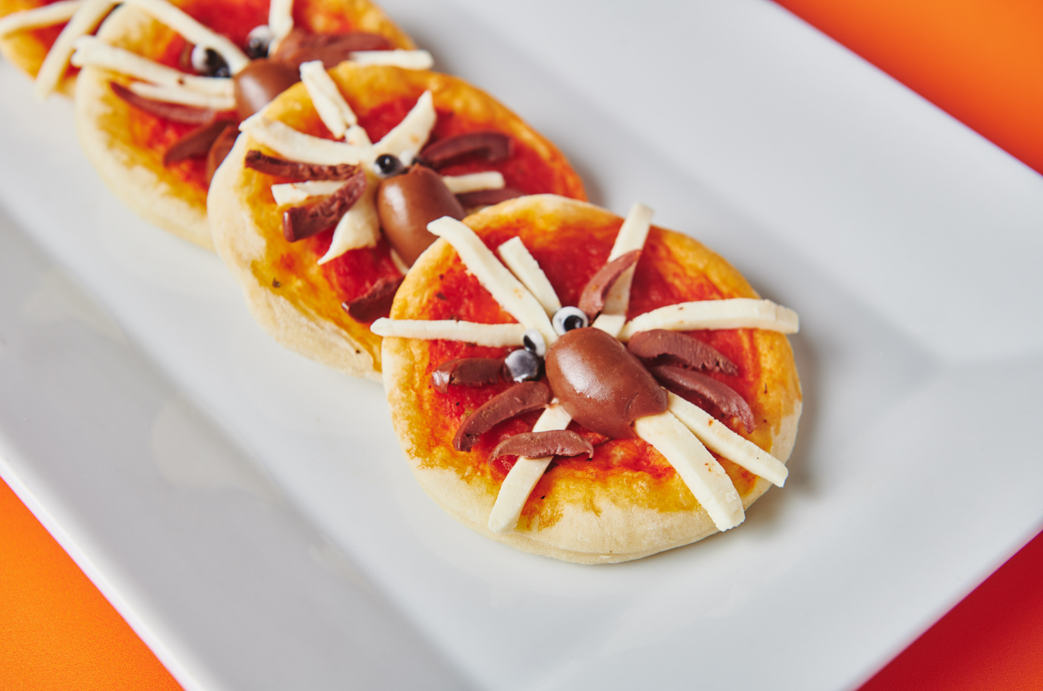 Spiderweb pizza bites