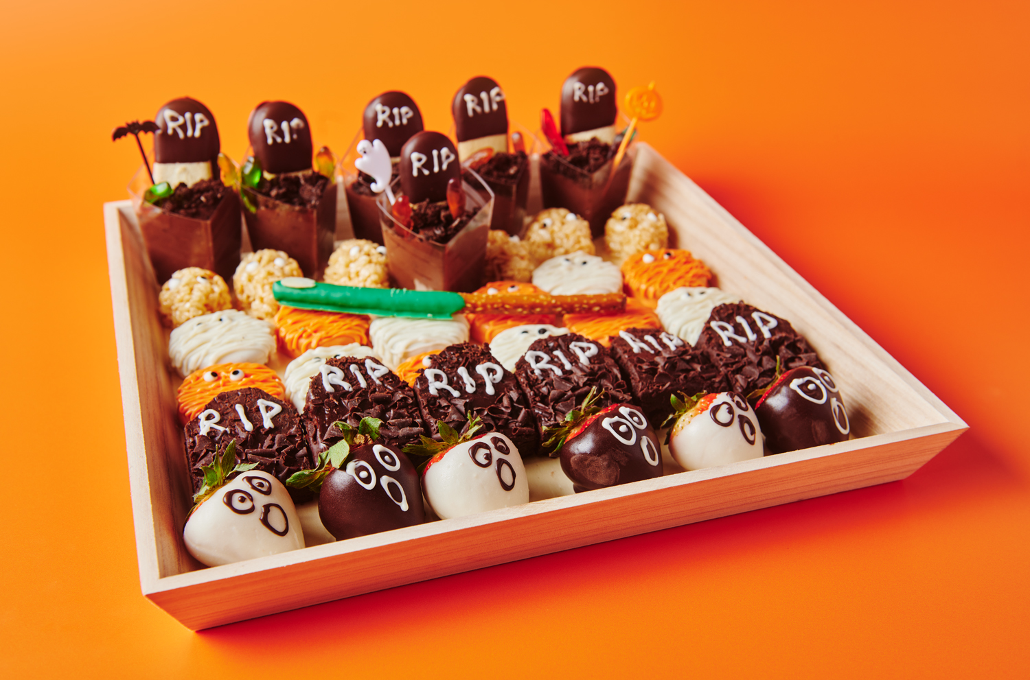 Spooky sweets display