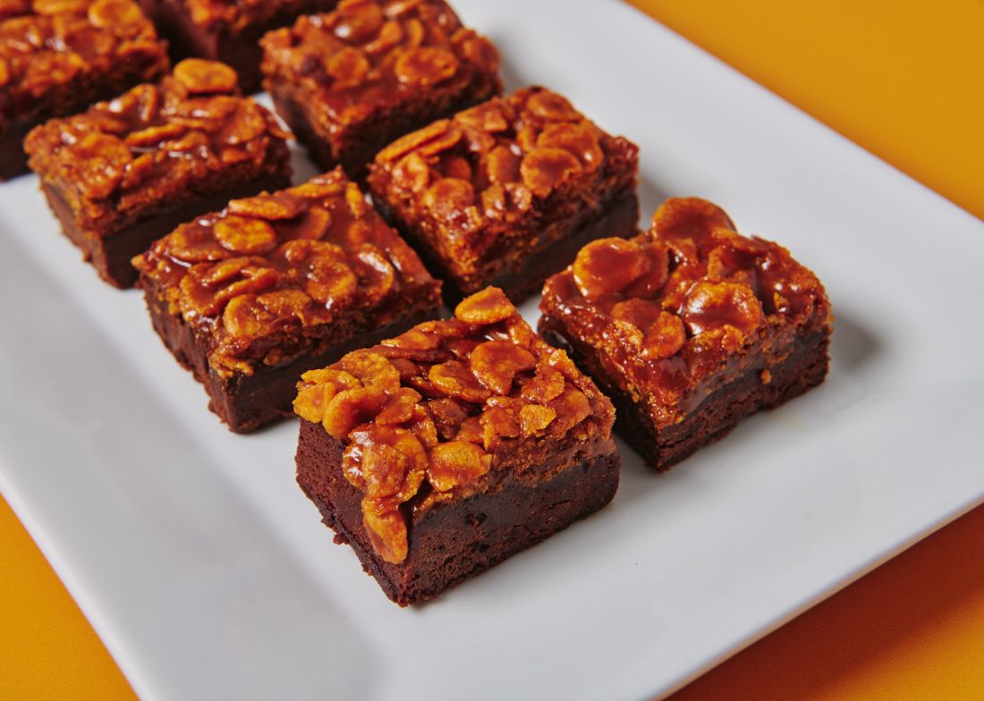 Toasted cornflake brownies