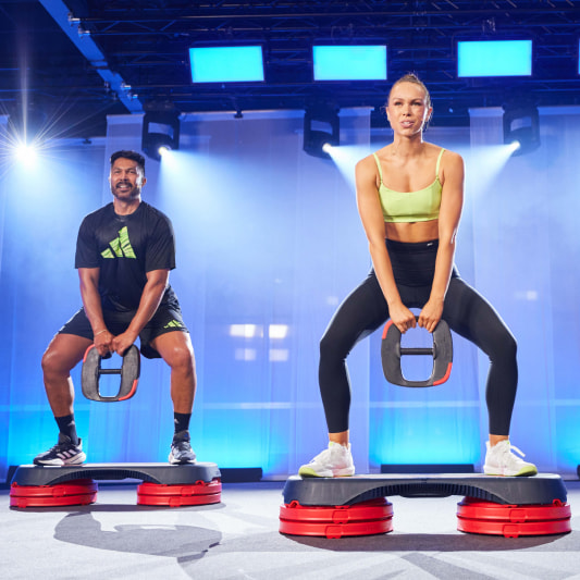 Two Les Mills instructors doing BodyStep
