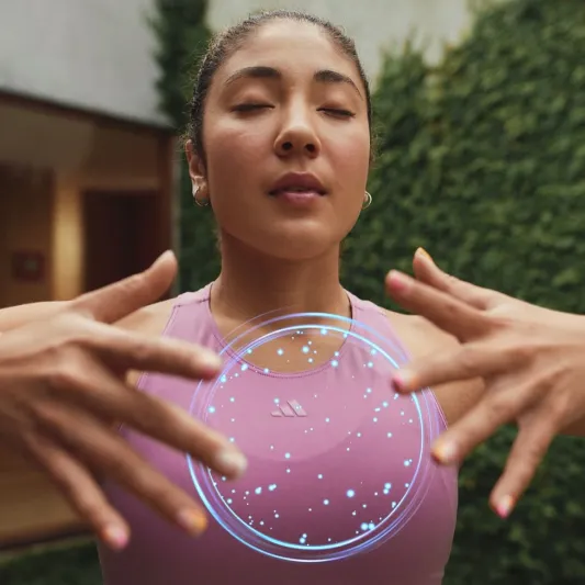 A person using a VR app to practice meditation