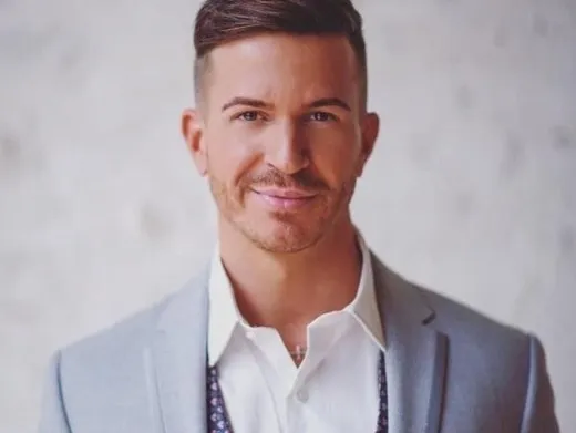 Adam Snow Bramski headshot