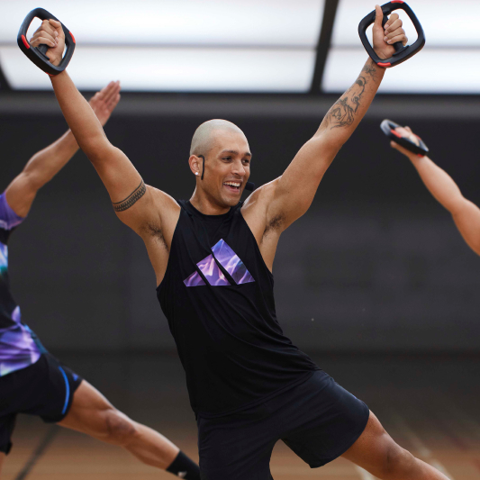 Otto Prodan lifting a SmartBar plate