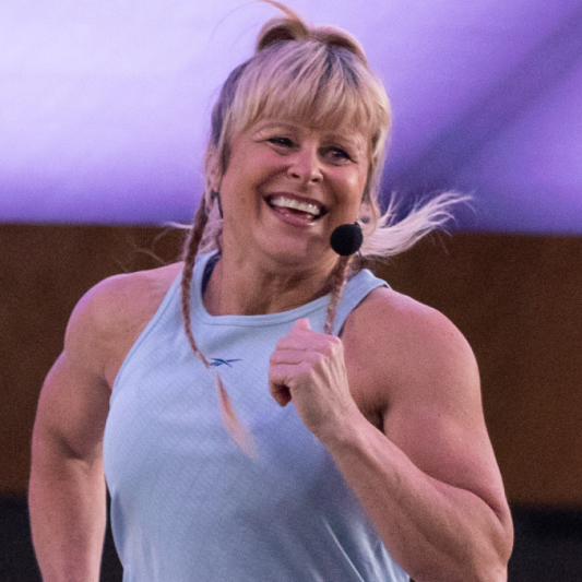 Les Mills Presenter Lisa Osborne