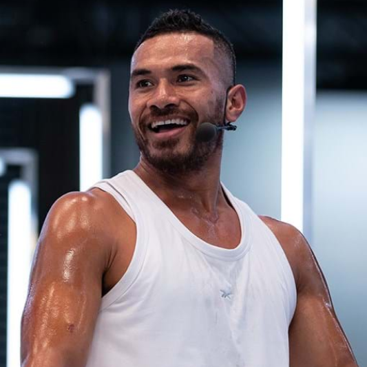 Les Mills Presenter Des Helu