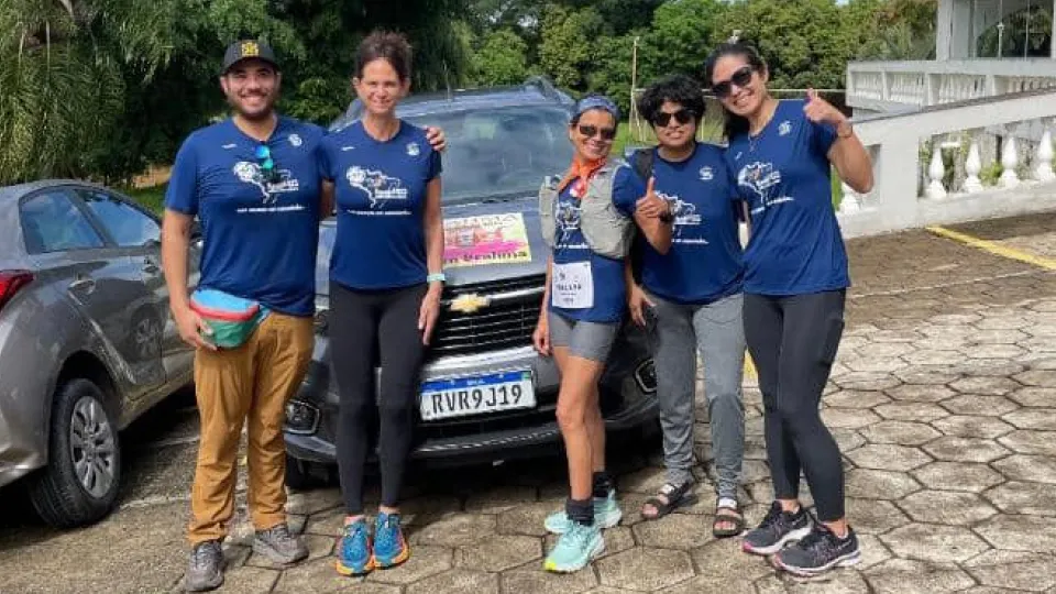 Sonia Ahuja with family