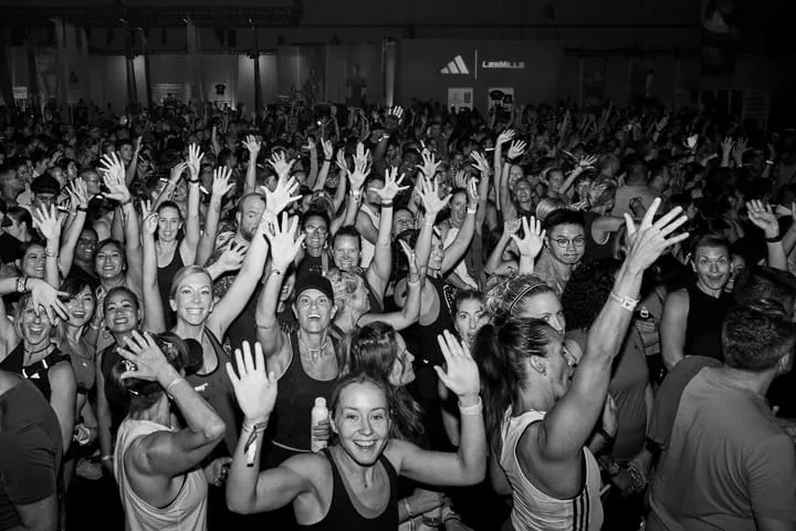 crowd of gym members