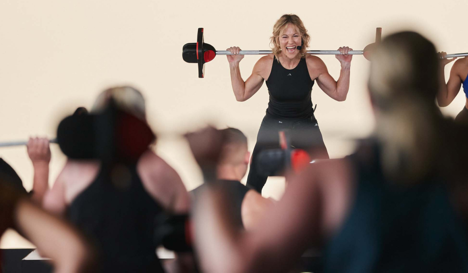 Kylie Gates leading a BODYPUMP class