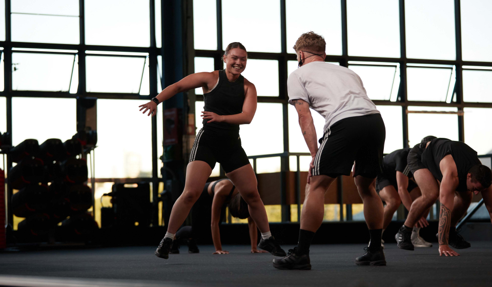 Skaters in LES MILLS GRIT