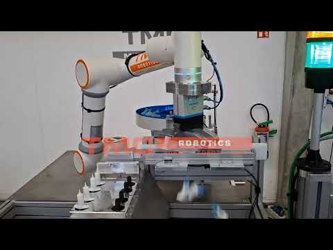 Inline post-moulding assembly automation with a Fairino FR5 cobot