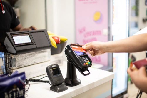 Lolly’s range of resilient EPoS systems, payment terminals and digital signage is designed to stand up to whatever the weather might throw at it, ensuring you can continue to serve customers quickly and efficiently, come rain or shine.