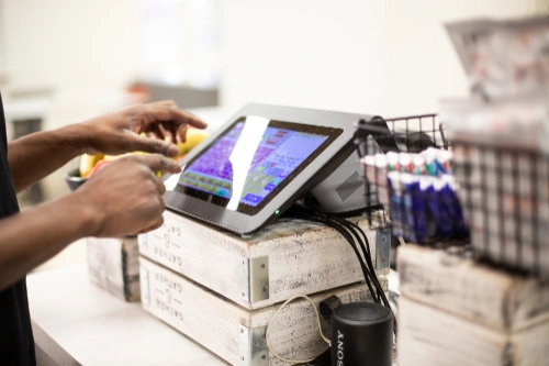Get up and running within minutes of arriving at your location, with fully integrated systems that are simple to deploy and ready to operate as soon as you power them on — and just as easy to pack away at the end of a long day.