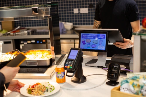 Lolly makes booking and reservation management easy, communicating customer preferences and requests to the relevant teams and freeing up your staff to focus on your guests — providing a warm welcome and a personalised service.