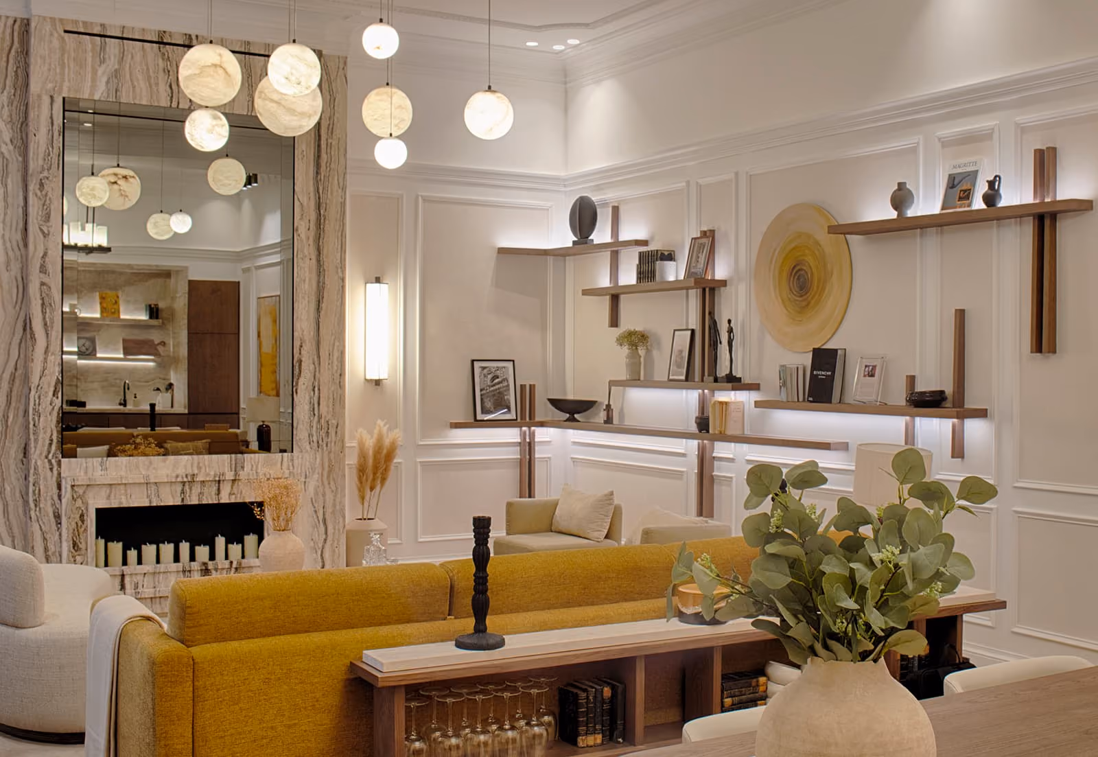 Salon moderne et chaleureux avec cuisine—base idéale pour un séjour de fêtes à Paris.