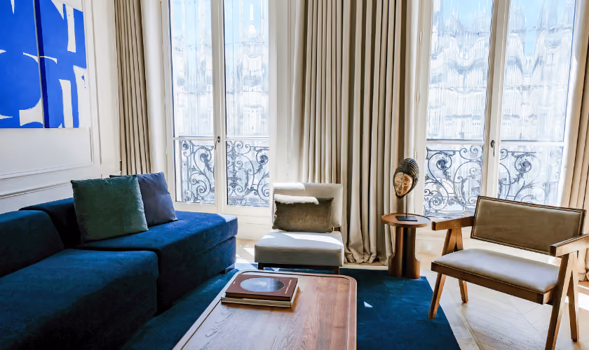 The Lander private concierge service to organize a tailor-made stay during the Saut Hermès.
