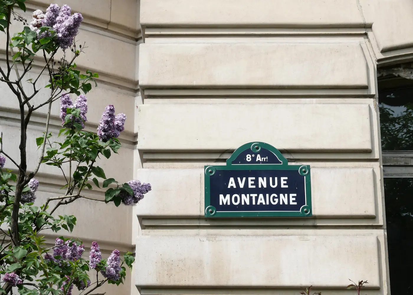 Avenida Montaigne en París
