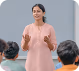 3Edge trainer and staff guiding an ongoing class