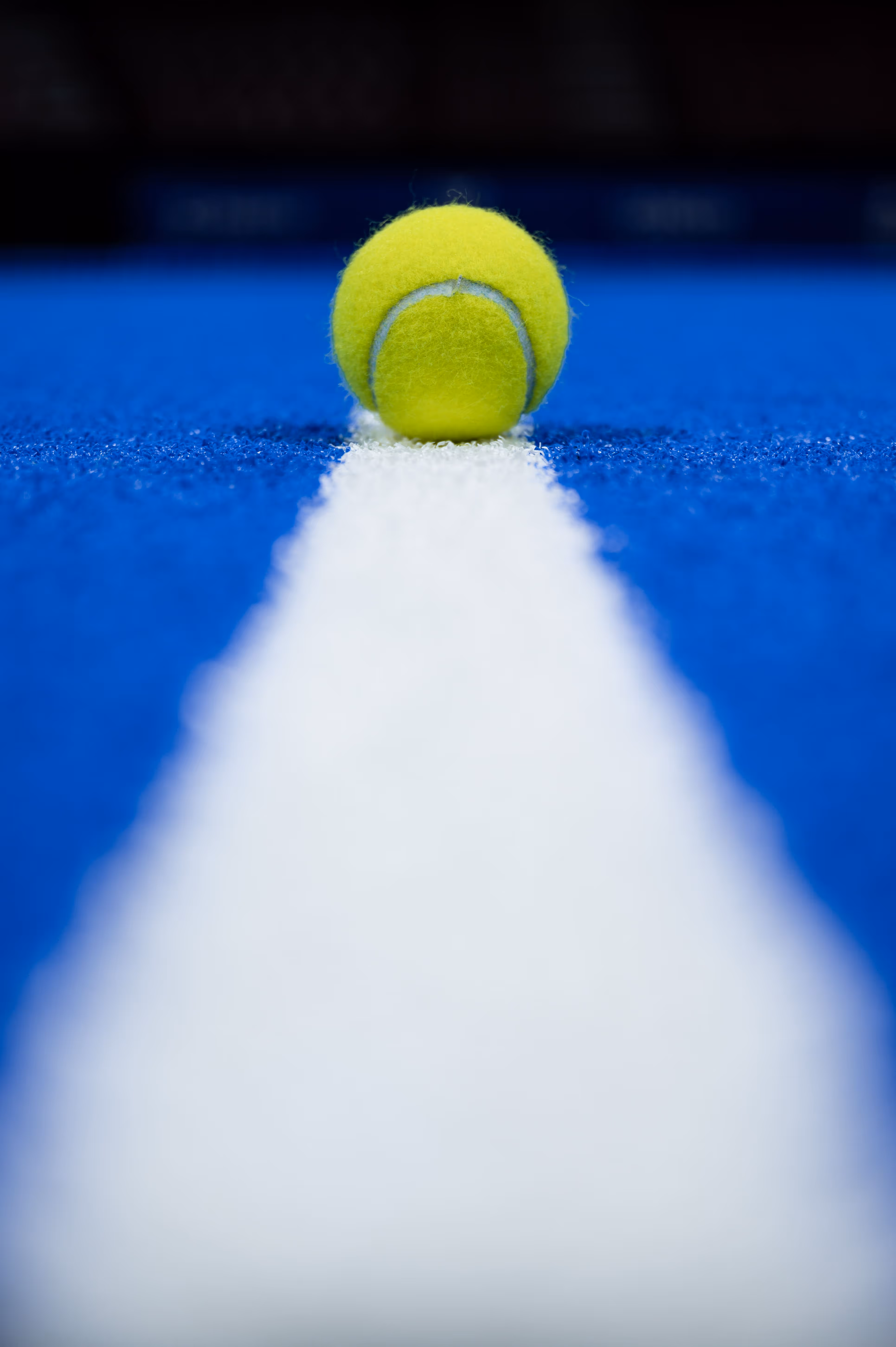 Le dico marseillais du padel : tous les mots à connaître pour briller sur le terrain !