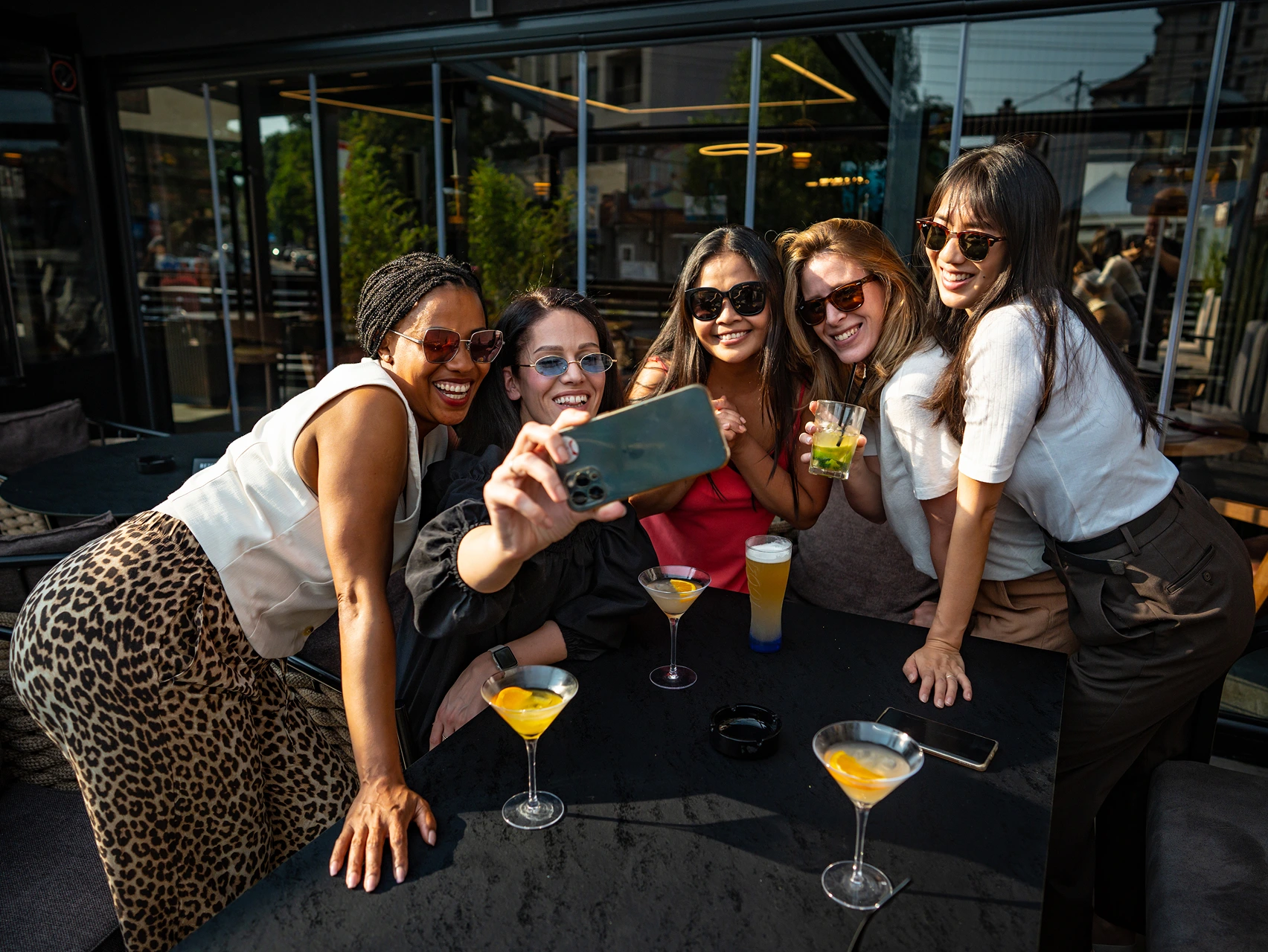 Thai by Thai - Kuvar