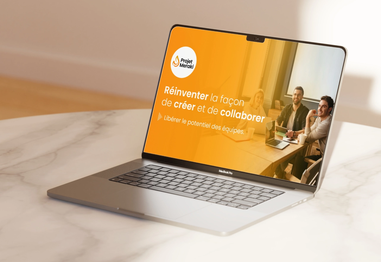 Ordinateur présentant une slide Meraki