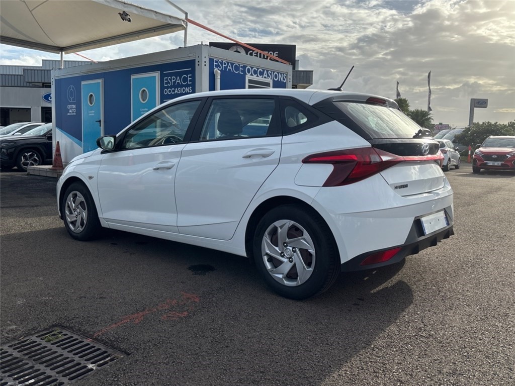 HYUNDAI i20 Initia