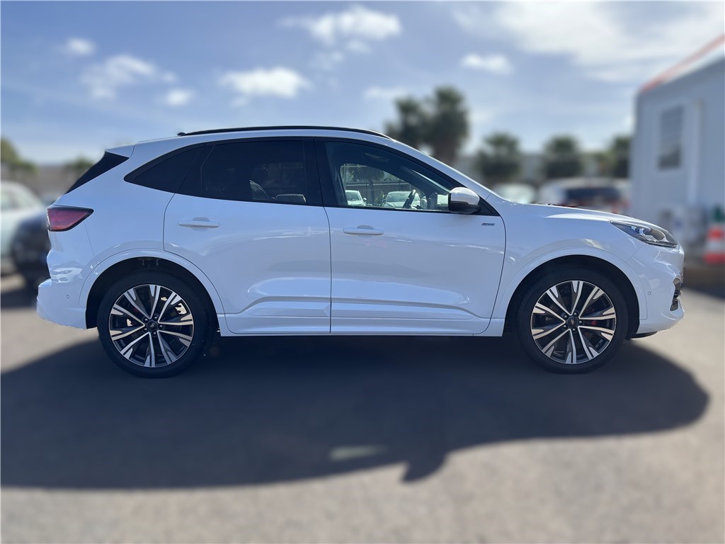 FORD KUGA ST-Line X